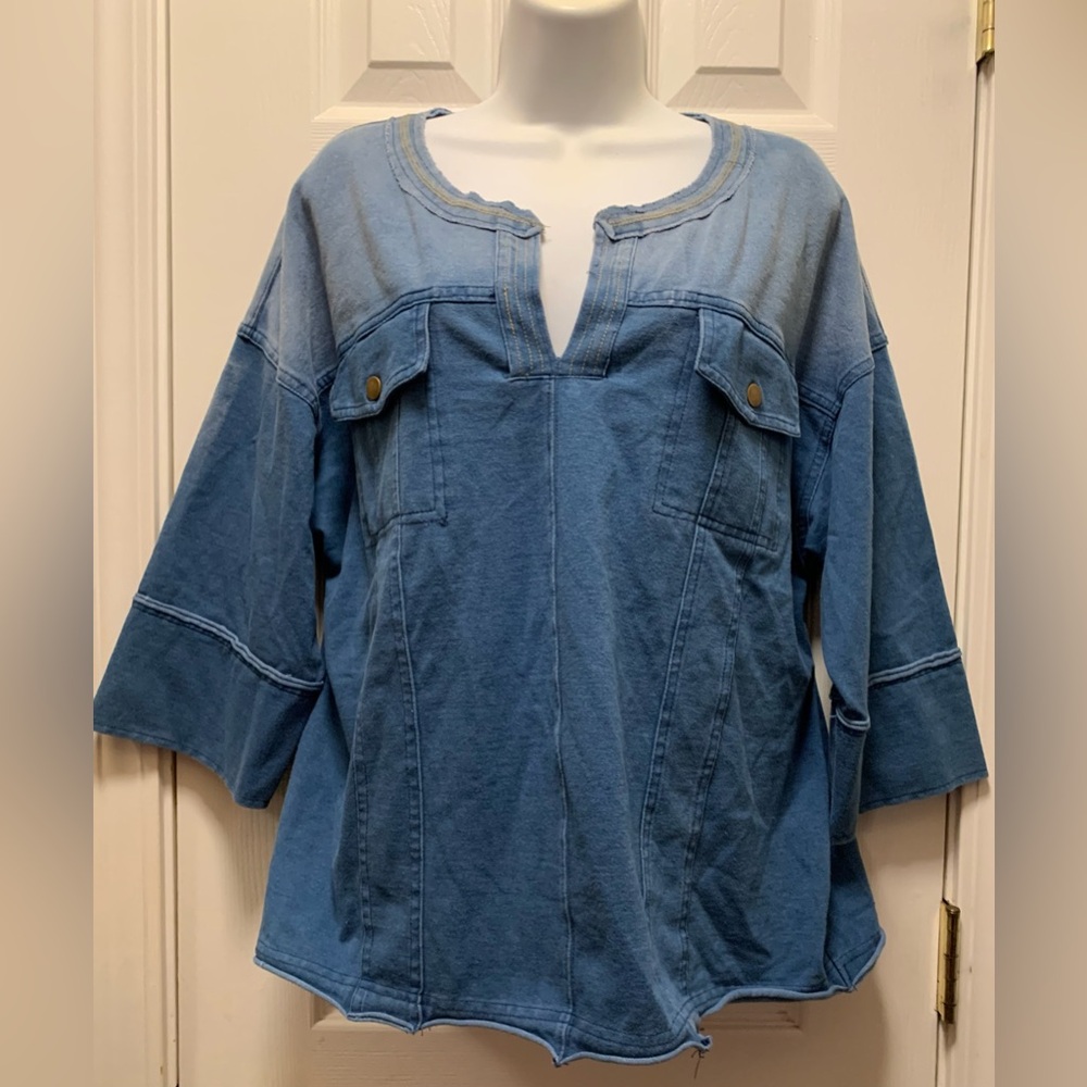 Hayden Los Angeles Shirt Womens M/L Soft Blue Denim Look Pullover NEW Top